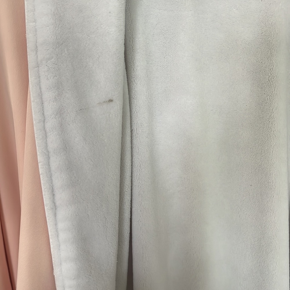 Classic Long Shawl Collar Robe - Peach color Sz M - Picture 12 of 16